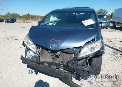 2017 Toyota Sienna Xle 8 Passenger from USA, damaged, VIN 5TDYZ3DC5HS848253